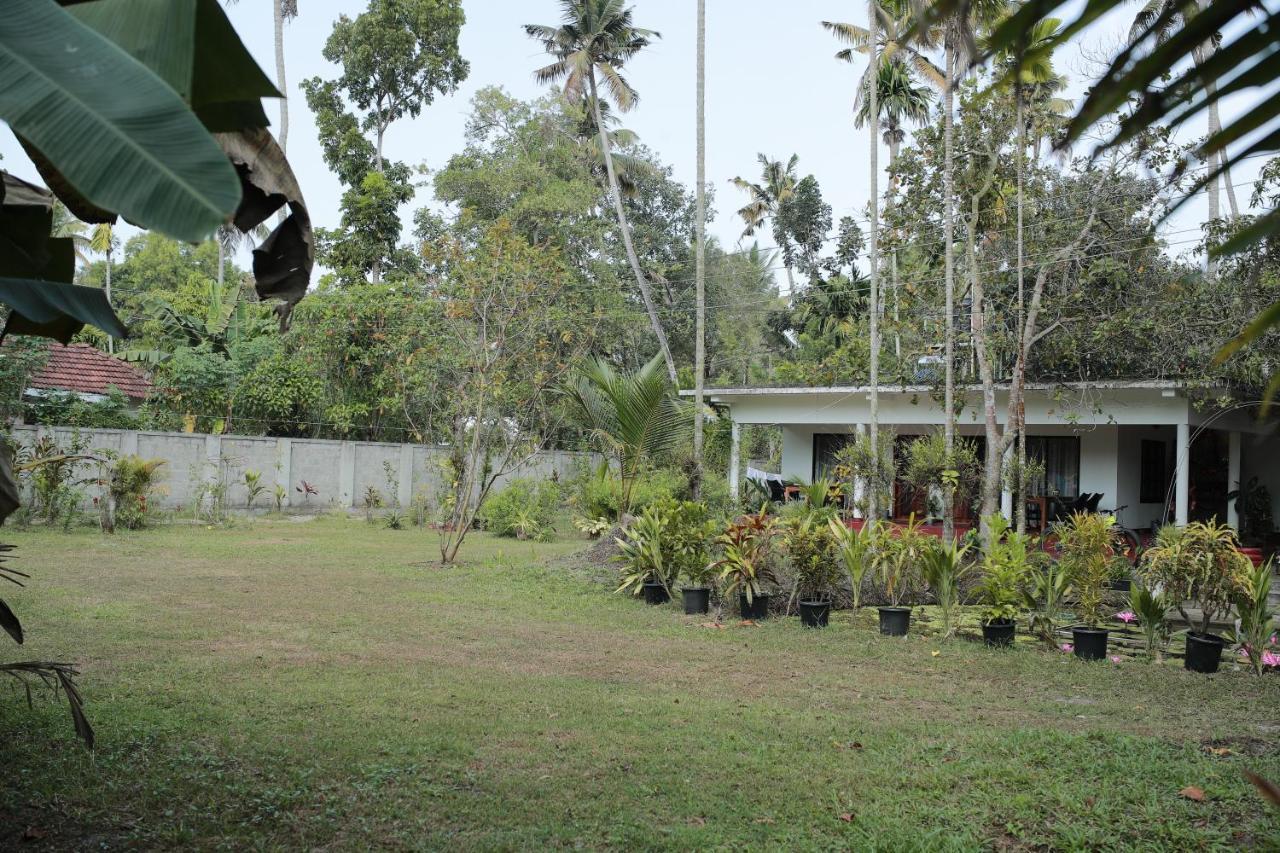 Apartamento Marari Ebin Charlys Mararikulam Exterior foto
