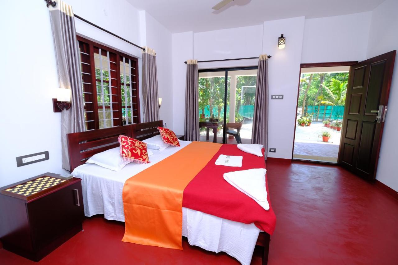 Apartamento Marari Ebin Charlys Mararikulam Exterior foto